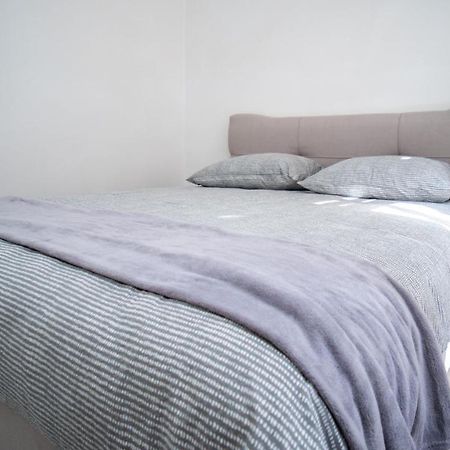 Max Suite Trogir Bagian luar foto